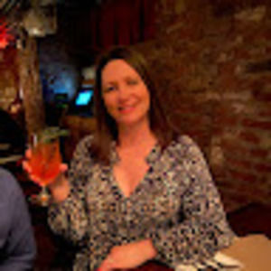 Meet your Posher, Laurie